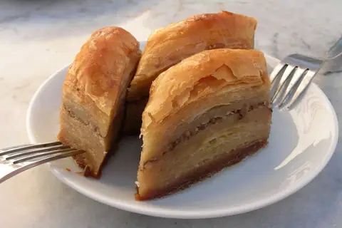 Yaya Cakes photo 1